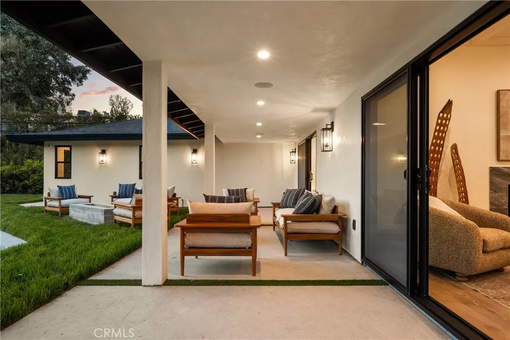 4041 Sapphire Drive, Encino, California 91436 home-pic-38
