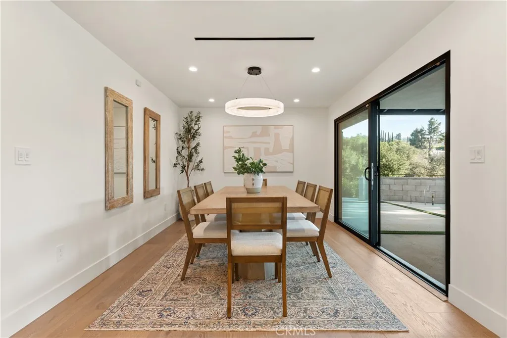 4041 Sapphire Drive, Encino, California 91436 home-pic-15
