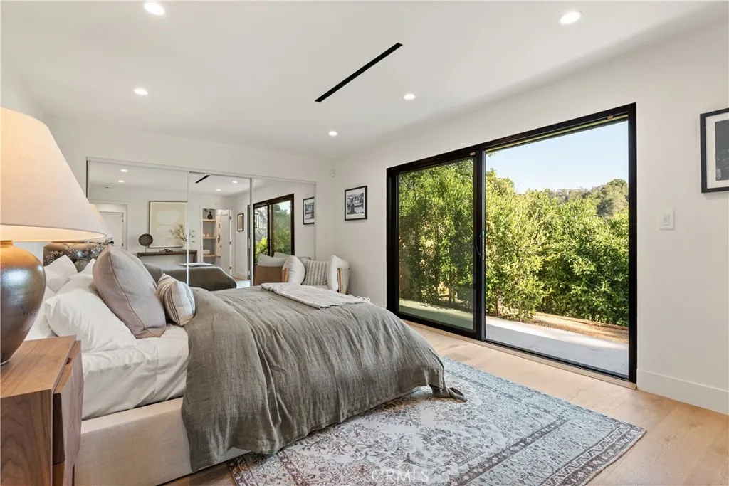 4041 Sapphire Drive, Encino, California 91436 home-pic-27