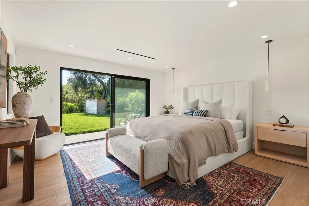 4041 Sapphire Drive, Encino, California 91436 home-pic-19