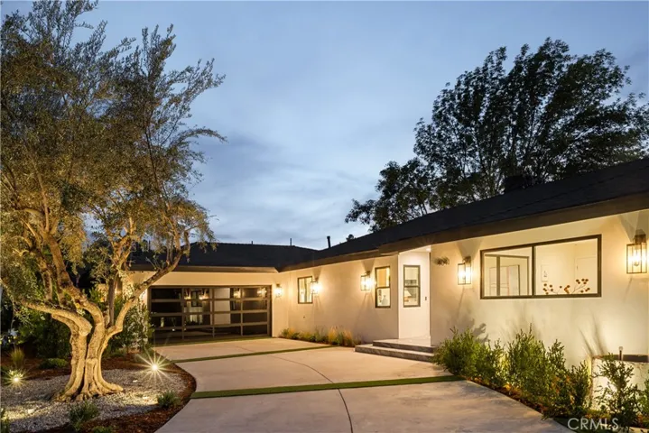 4041 Sapphire Drive, Encino, California 91436