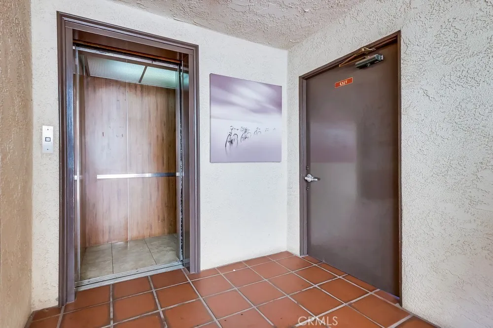 711 W 33rd Street 9, San Pedro, California 90731 home-pic-56