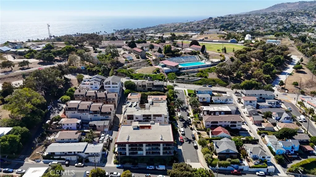 711 W 33rd Street 9, San Pedro, California 90731 home-pic-64