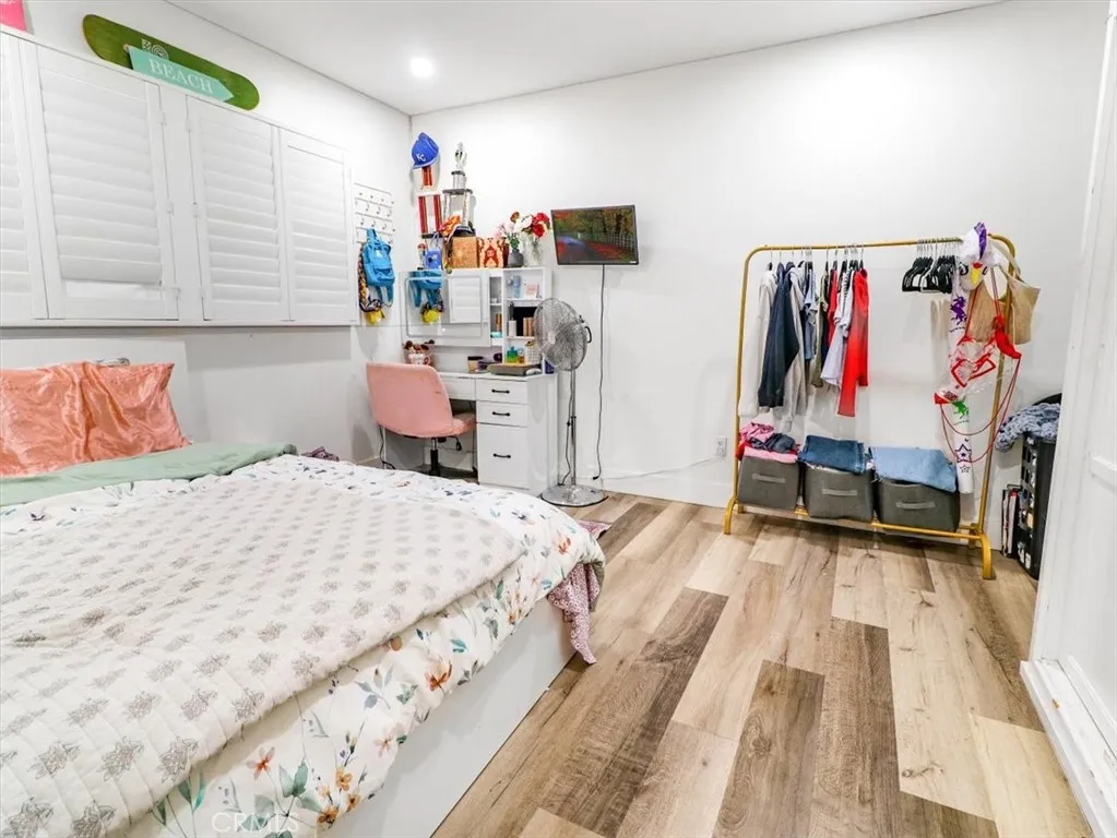 6502 Dos Rios Road, Downey, California 90240 home-pic-17