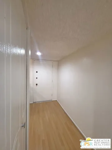 Large Entry Space