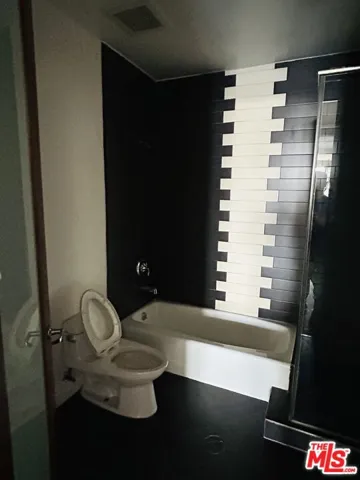 652 Mateo Street 306, Los Angeles, California 90021