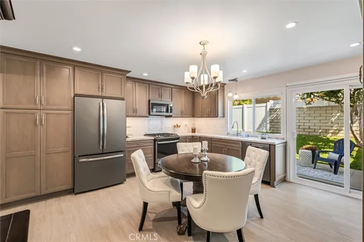 5651 Lynnbrook Plaza, Yorba Linda, California 92886