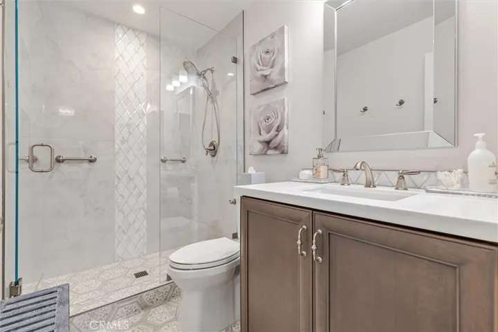 5651 Lynnbrook Plaza, Yorba Linda, California 92886