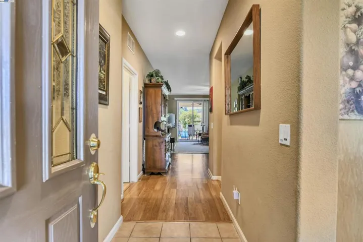 989 Centennial Dr, Brentwood, California 94513