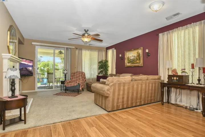 989 Centennial Dr, Brentwood, California 94513