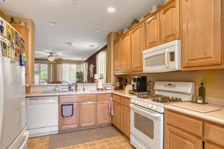 989 Centennial Dr, Brentwood, California 94513