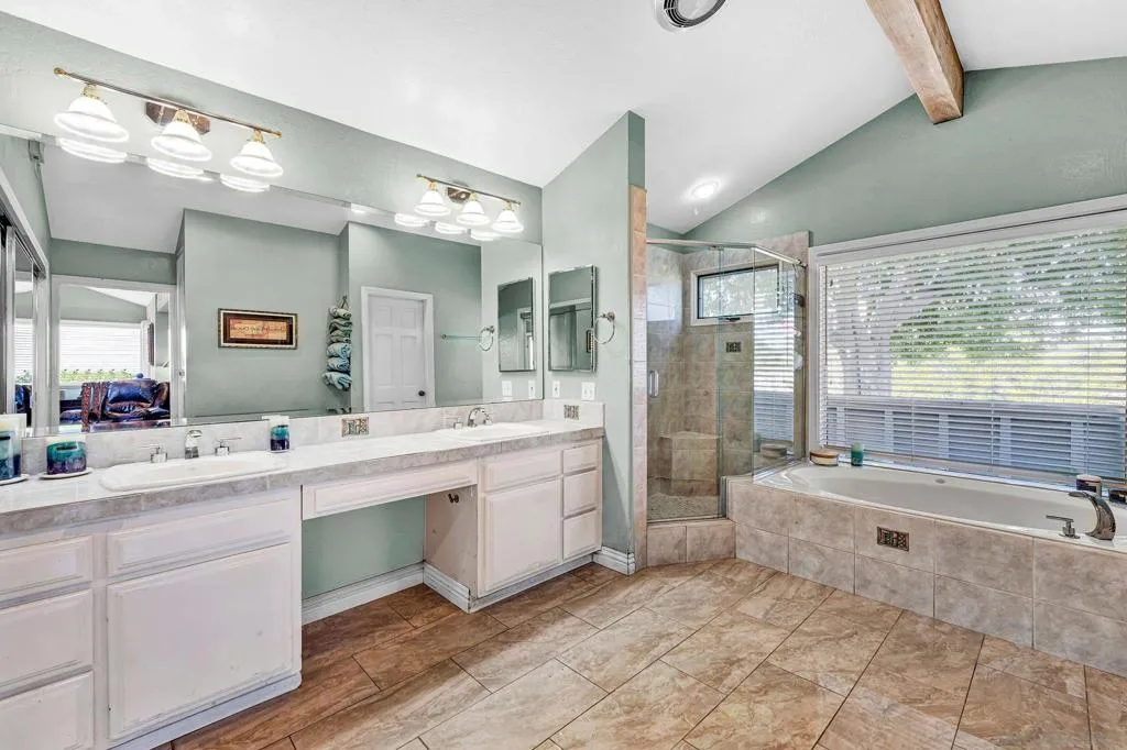 17505 Corte Lomas Verde, Poway, California 92064 home-pic-24