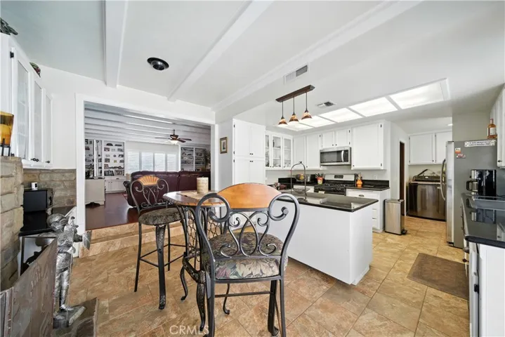 164 Viento Way, San Bernardino, California 92404