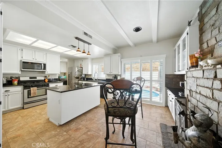 164 Viento Way, San Bernardino, California 92404