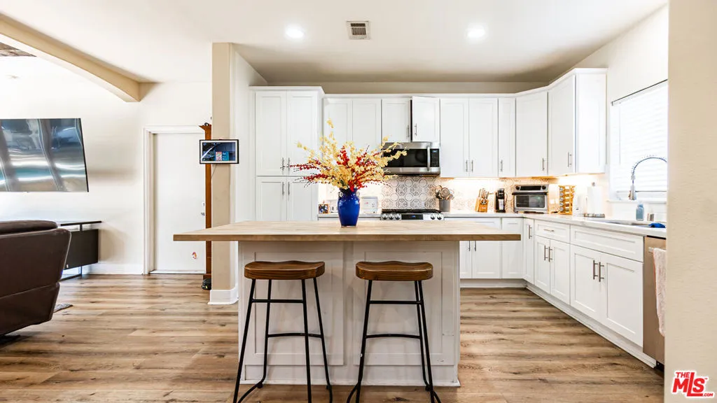 19002 E Smiley Drive, Orange, California 92869 home-pic-9