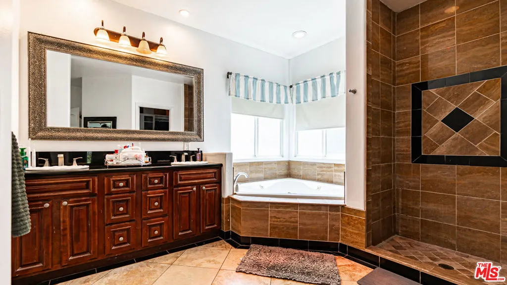 19002 E Smiley Drive, Orange, California 92869 home-pic-23