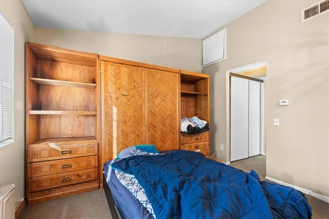 3636 Oak Creek Drive B, Ontario, California 91761 home-pic-14