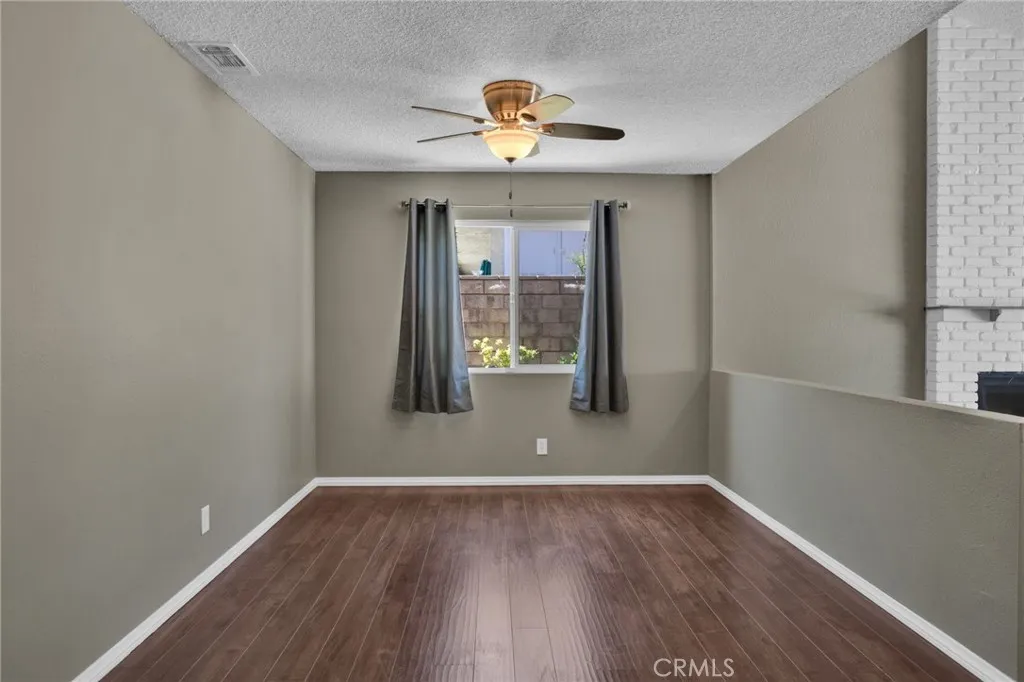 17965 Fremontia Lane, Victorville, California 92395 home-pic-8