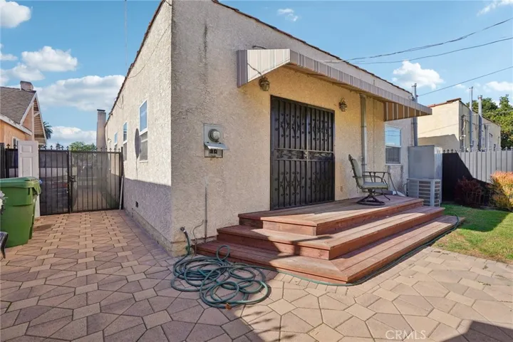 Back Porch, Driveway & Sideyard