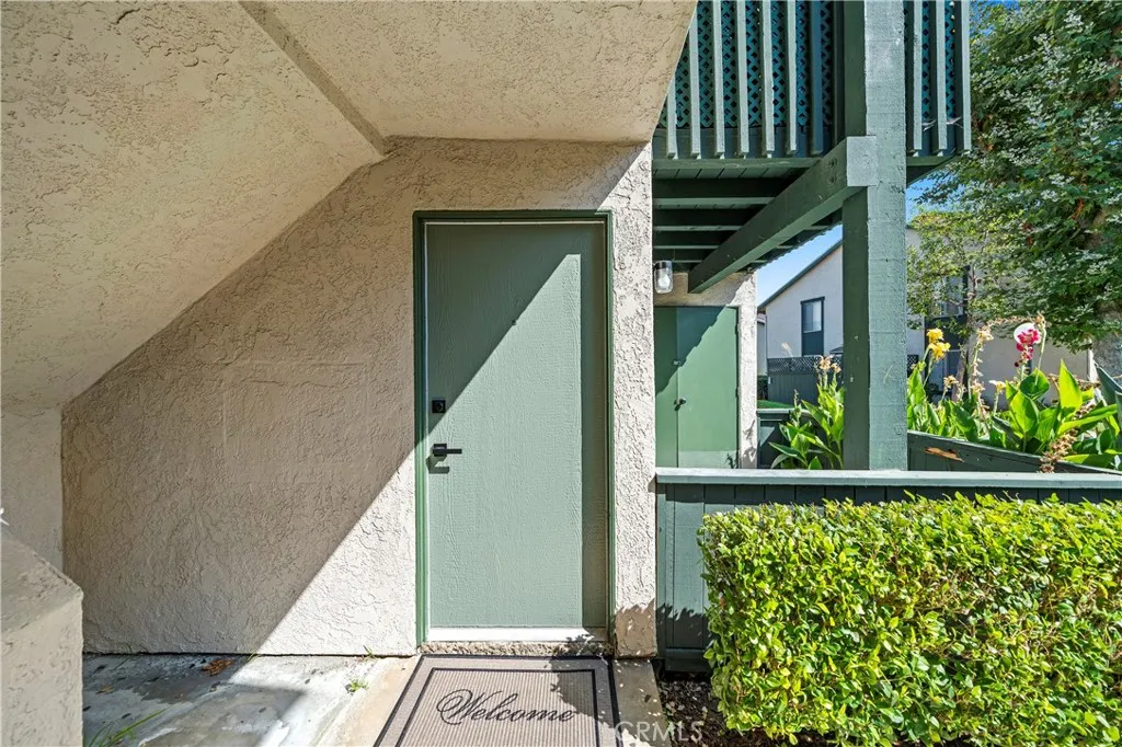 23254 Orange Avenue 7, Lake Forest, California 92630 home-pic-27