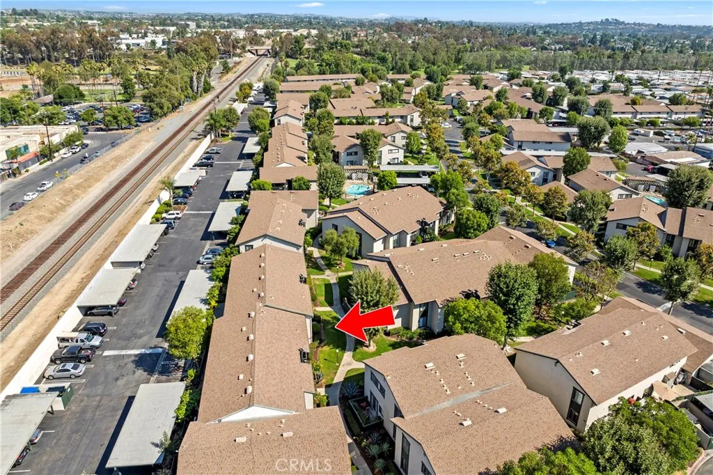 23254 Orange Avenue 7, Lake Forest, California 92630 home-pic-23