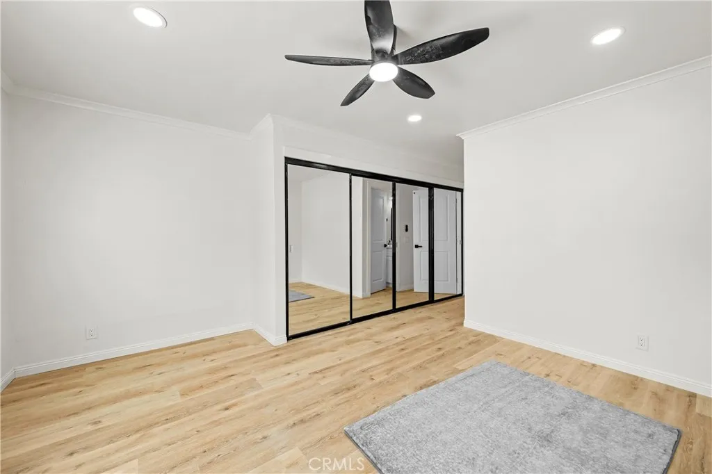 23254 Orange Avenue 7, Lake Forest, California 92630 home-pic-15