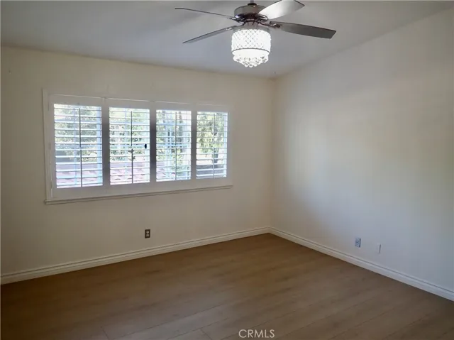 5423 Spanish Oak Lane A, Oak Park, California 91377