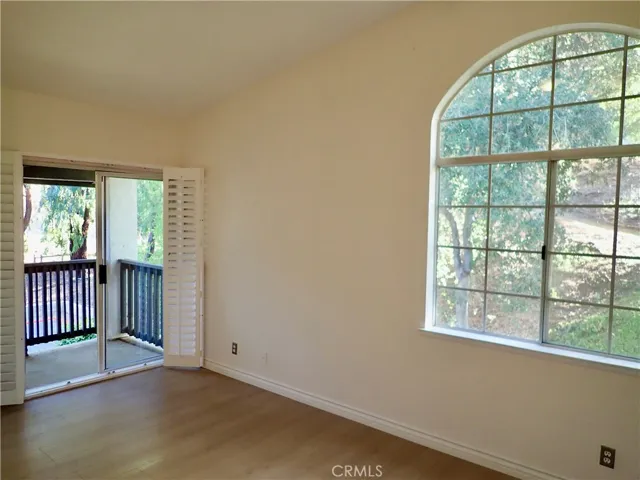 5423 Spanish Oak Lane A, Oak Park, California 91377