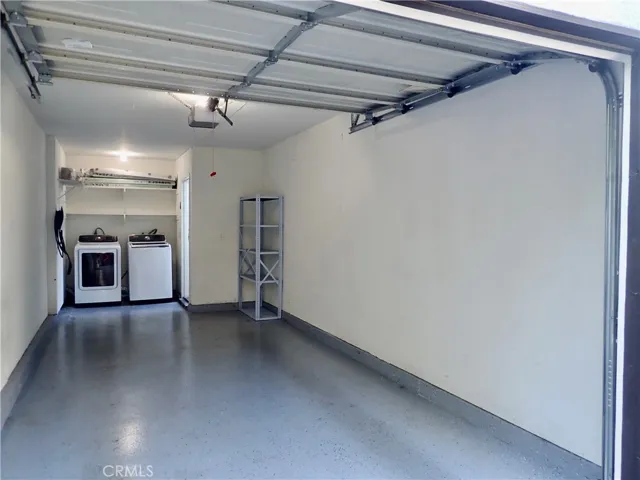 5423 Spanish Oak Lane A, Oak Park, California 91377