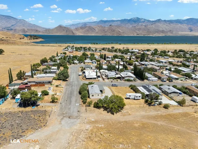 6004 Maple Avenue, Mountain Mesa, California 93240