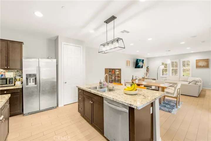 7169 Logsdon Drive, Eastvale, California 92880