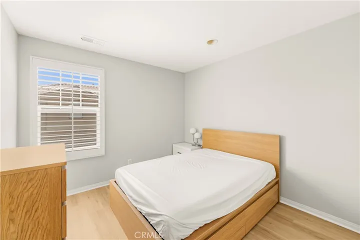 7169 Logsdon Drive, Eastvale, California 92880