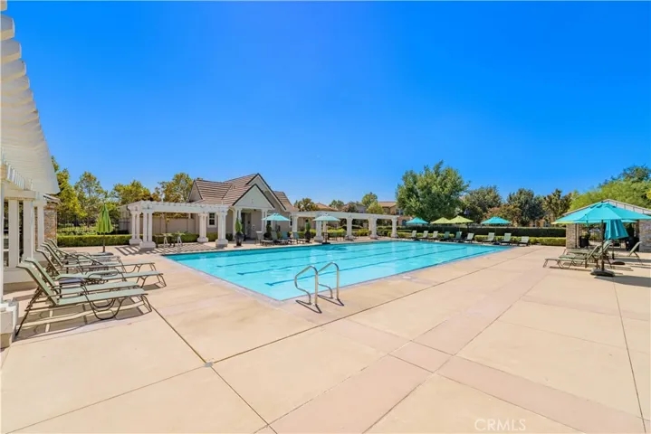 7169 Logsdon Drive, Eastvale, California 92880