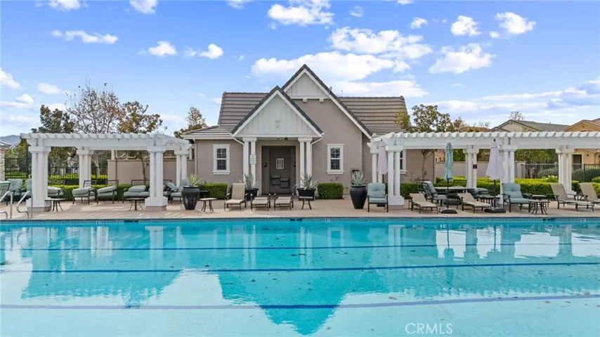 7169 Logsdon Drive, Eastvale, California 92880