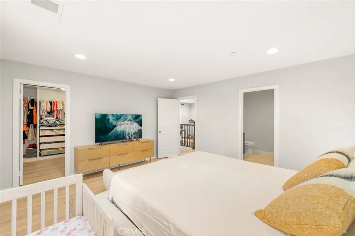 7169 Logsdon Drive, Eastvale, California 92880