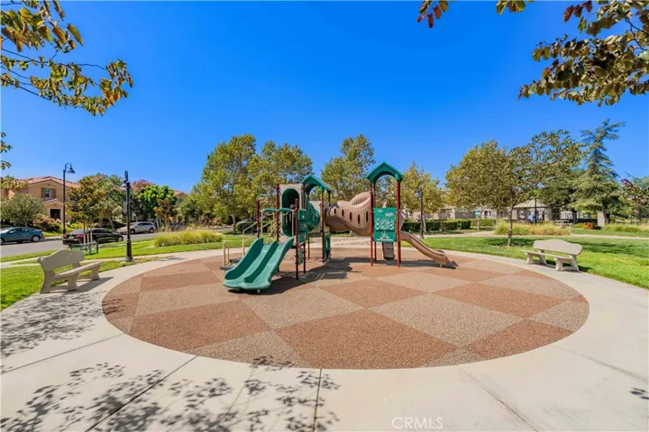 7169 Logsdon Drive, Eastvale, California 92880