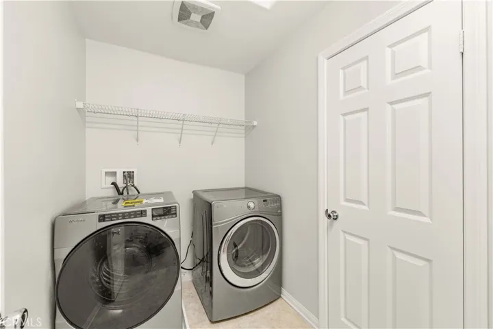 7169 Logsdon Drive, Eastvale, California 92880