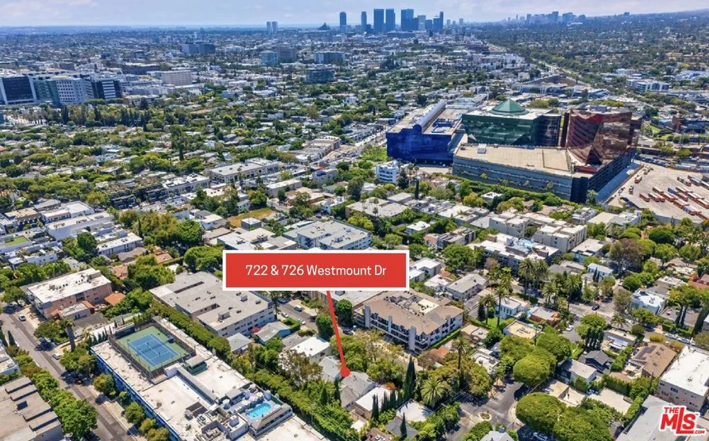 726 Westmount Drive, West Hollywood, California 90069, 8 Bedrooms Bedrooms, ,8 BathroomsBathrooms,Residential Income,For Sale,Westmount,25577841