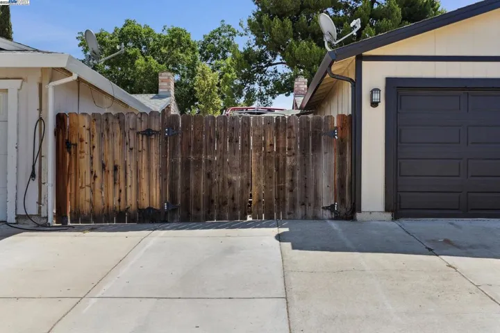 310 S Central Ave, Tracy, California 95376