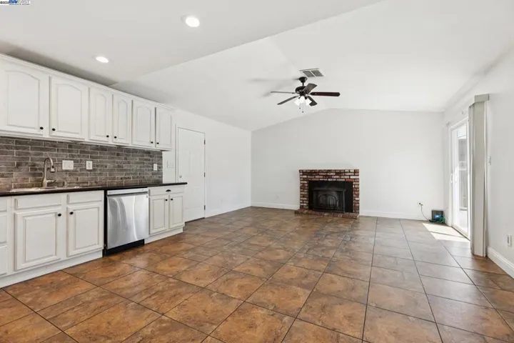 310 S Central Ave, Tracy, California 95376