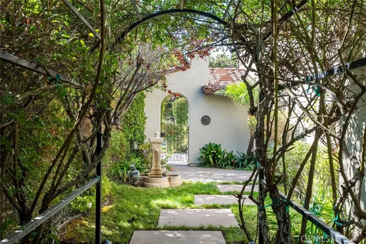 24909 Ironwood Drive, Valencia, California 91355