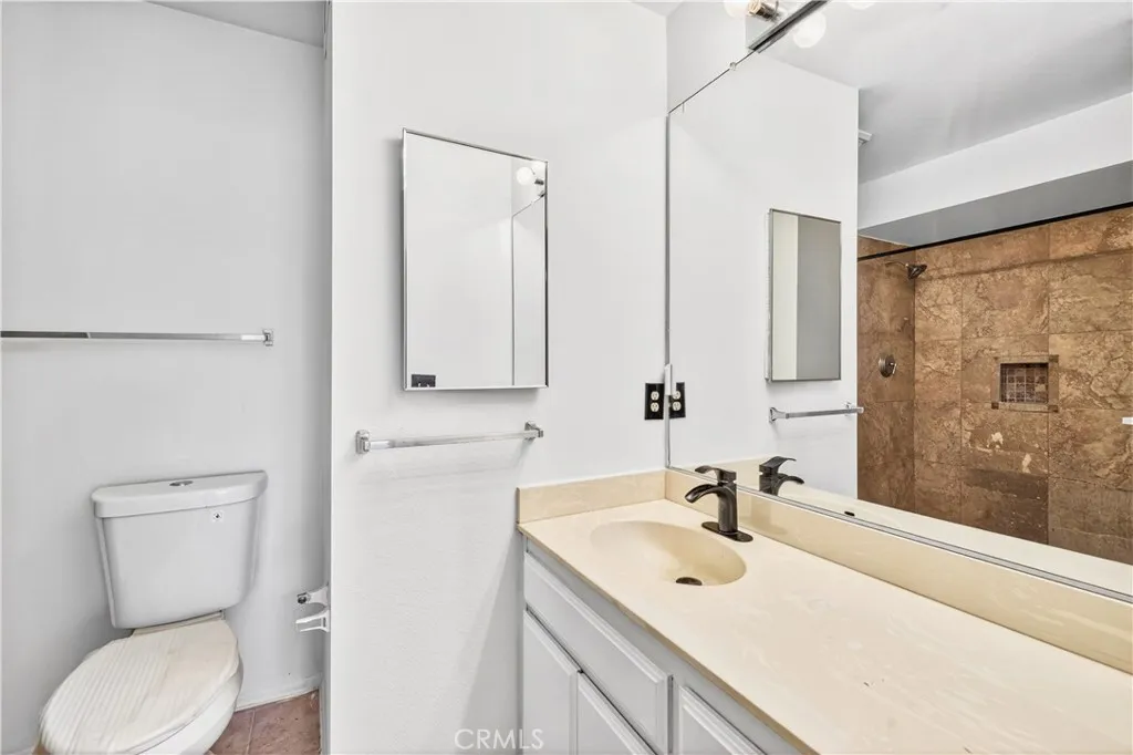 48845 Taylor Street, Indio, California 92201 home-pic-14