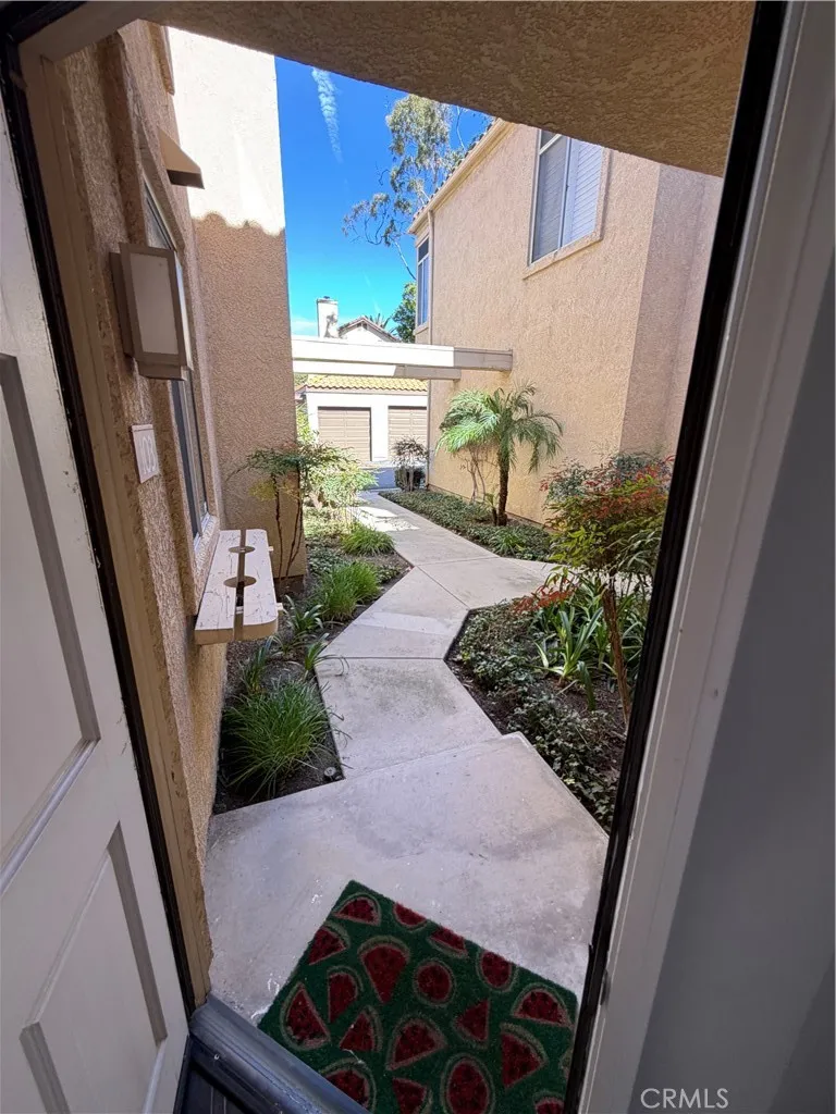 3100 Castelar Court 103, Corona, California 92882 home-pic-23