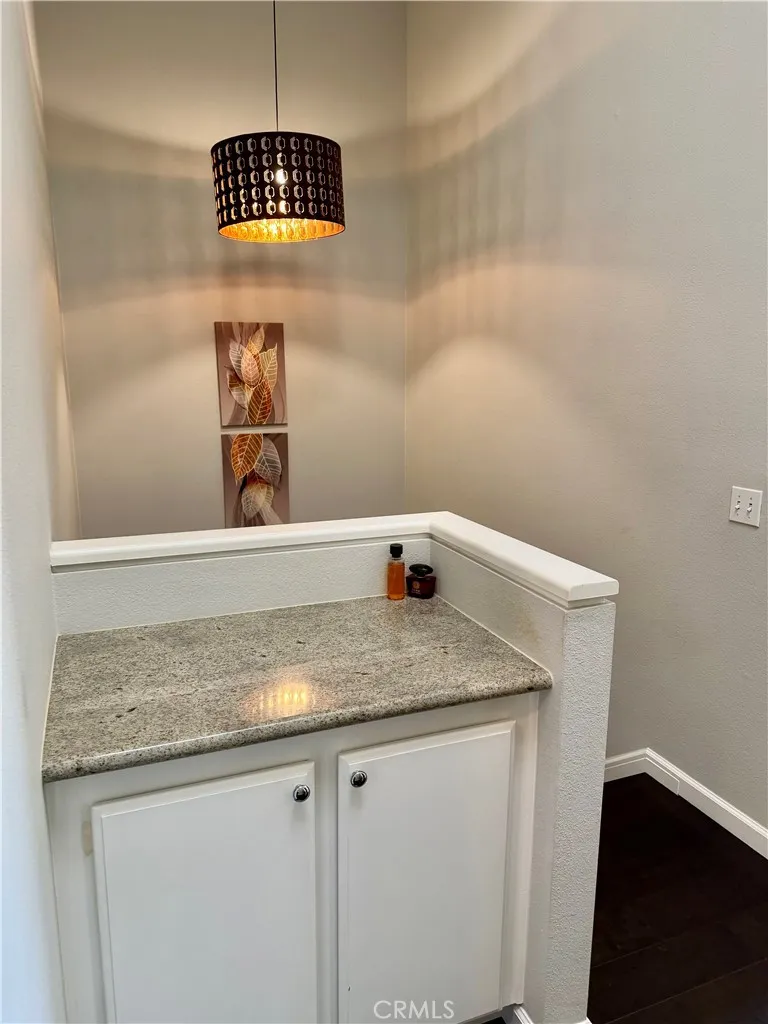 3100 Castelar Court 103, Corona, California 92882 home-pic-11