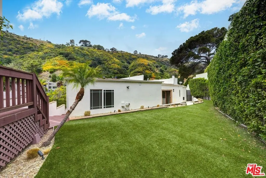 1754 Franklin Canyon Drive, Beverly Hills, California 90210 home-pic-61