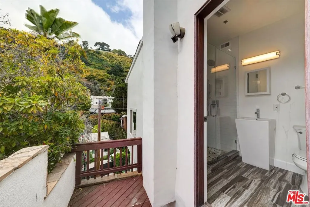 1754 Franklin Canyon Drive, Beverly Hills, California 90210 home-pic-63