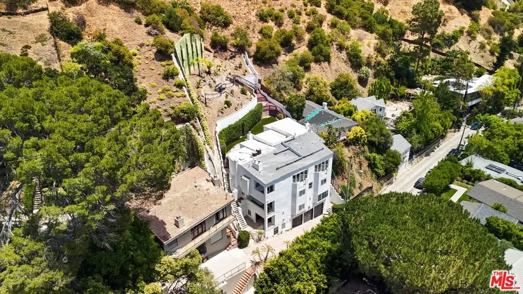 1754 Franklin Canyon Drive, Beverly Hills, California 90210 home-pic-74
