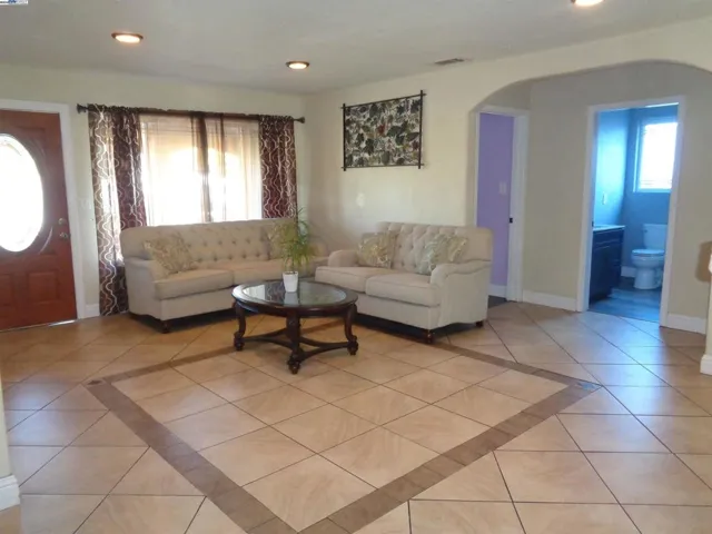 15149 Norton St, San Leandro, California 94579
