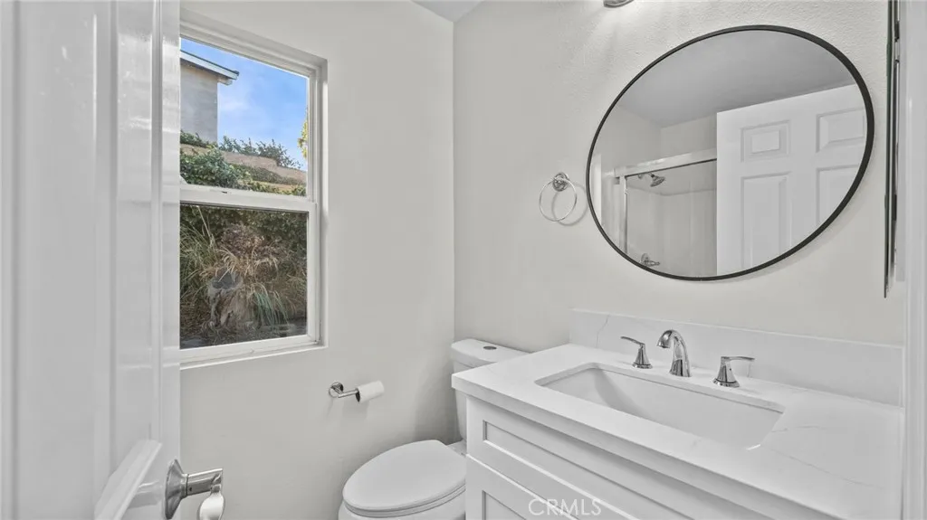 1728 Tamarron Drive, Corona, California 92883 home-pic-18