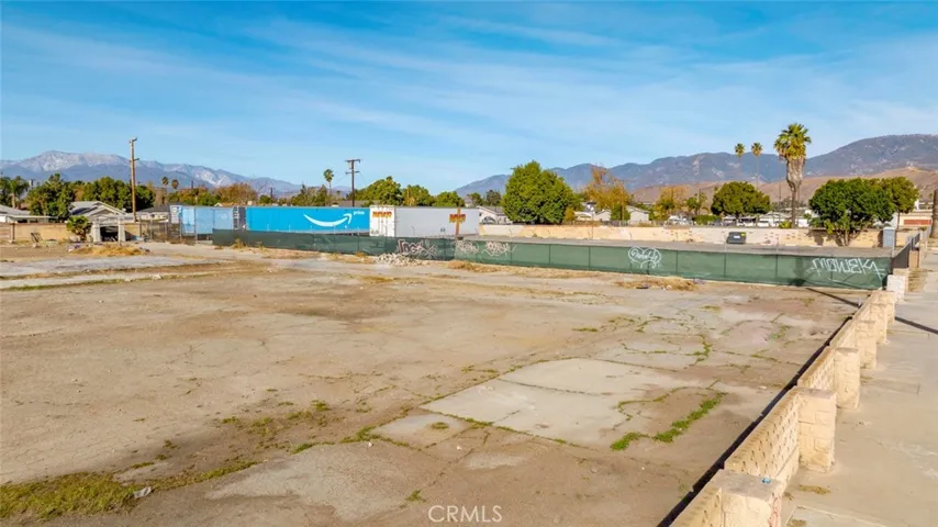 1708 N Mount Vernon Avenue, San Bernardino, California 92411 — photo 4